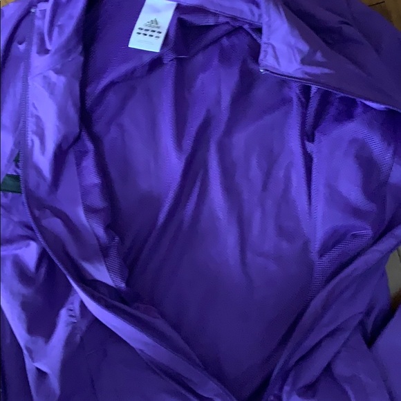 🌬 NWOT Adidas throw back style wind breaker ❤️ - Picture 6 of 8